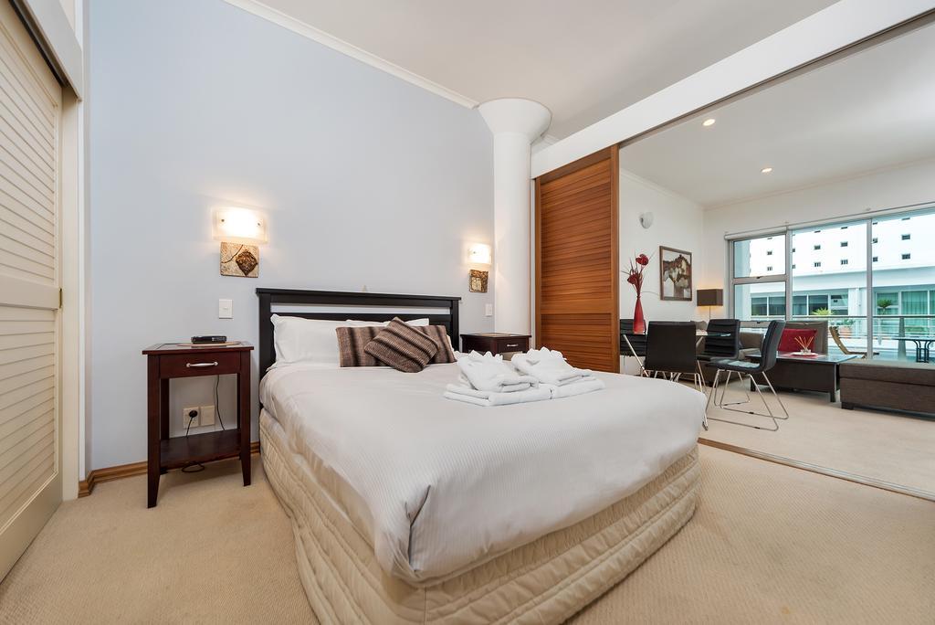 Princes Wharf - Private Apartments Оукланд Екстериор снимка